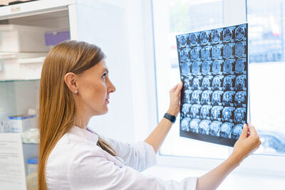 МРТ головного мозга и сосудов головного мозга со скидкой 40% 